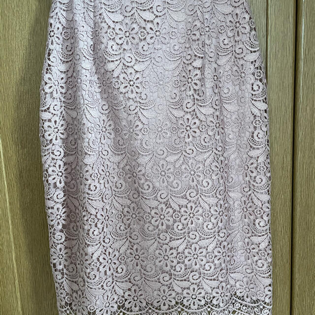 UNIQLO(ユニクロ)のピンクレーススカート レディースのスカート(ひざ丈スカート)の商品写真