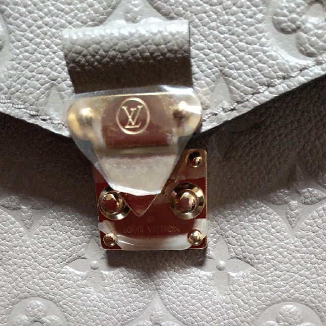 LOUIS VUITTON(ルイヴィトン)のルイヴィトン   メティス MM 美品 レディースのバッグ(ショルダーバッグ)の商品写真