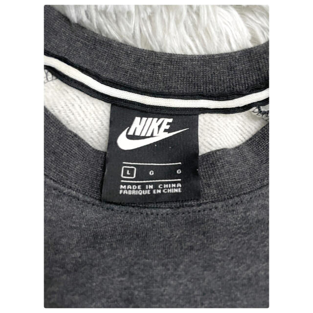 NIKE(ナイキ)のNIKE スウェット トレーナー レディース 美品 ほぼ新品 グレー 黒 レディースのトップス(トレーナー/スウェット)の商品写真