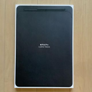 【純正】12.9インチiPad Pro用レザースリーブ - ブラック(iPadケース)