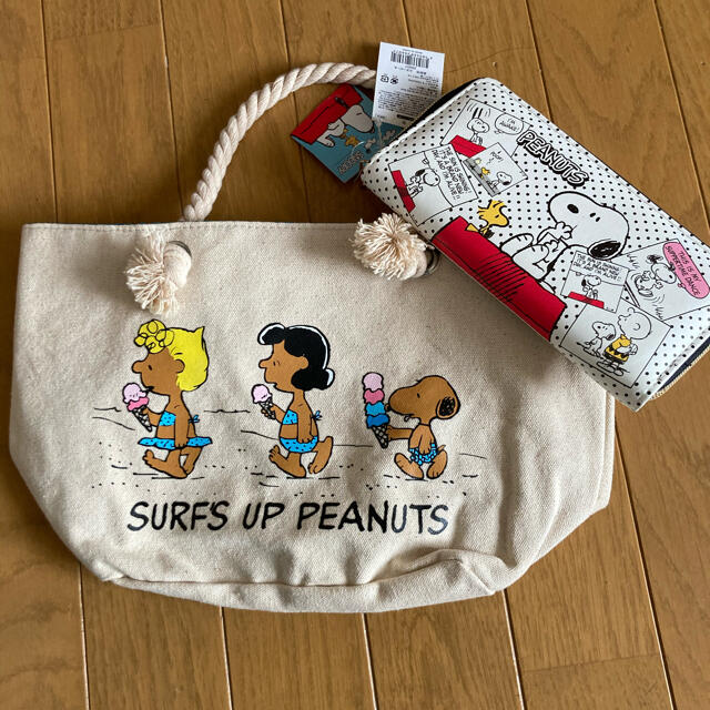 SNOOPY(スヌーピー)のスヌーピー　長財布、ハンドバッグセット レディースのバッグ(ハンドバッグ)の商品写真