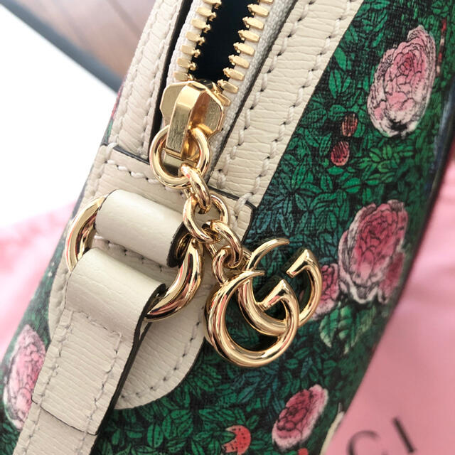 Gucci(グッチ)の【お取置き中】グッチ ショルダーバッグ レディースのバッグ(ショルダーバッグ)の商品写真