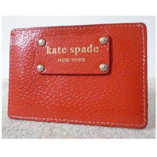 ケイトスペードニューヨーク(kate spade new york)のケイトスペードニューヨーク　オレンジ　ベージュ　定期入れ　名刺入れ　パスケース(名刺入れ/定期入れ)