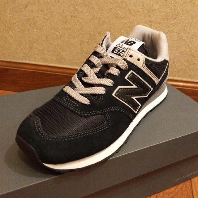 New Balance(ニューバランス)のまみ様売約済  New Balance レディース574 黒  レディースの靴/シューズ(スニーカー)の商品写真