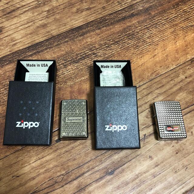 Supreme(シュプリーム)のsupreme zippo ジッポ　中古　2個SET メンズのファッション小物(タバコグッズ)の商品写真