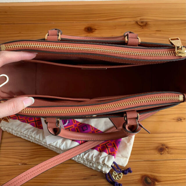 極美品 トリーバーチ TORYBURCH ロビンソンスモール ダブルジップ
