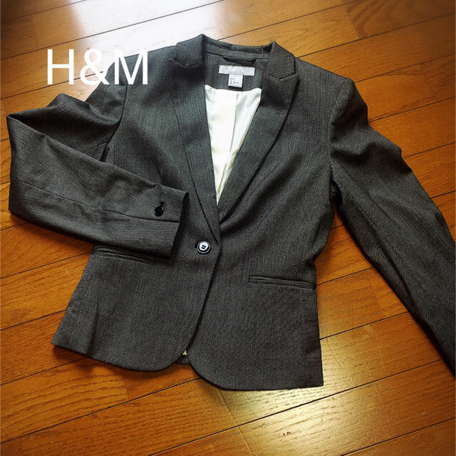 H&M(エイチアンドエム)のH&Mテーラードジャケット レディースのジャケット/アウター(テーラードジャケット)の商品写真