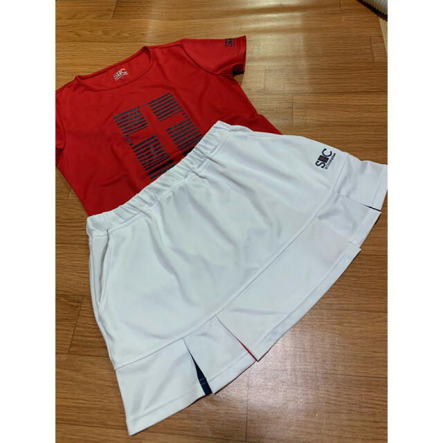 にっしー☆様専用　STCスコート スポーツ/アウトドアのテニス(ウェア)の商品写真