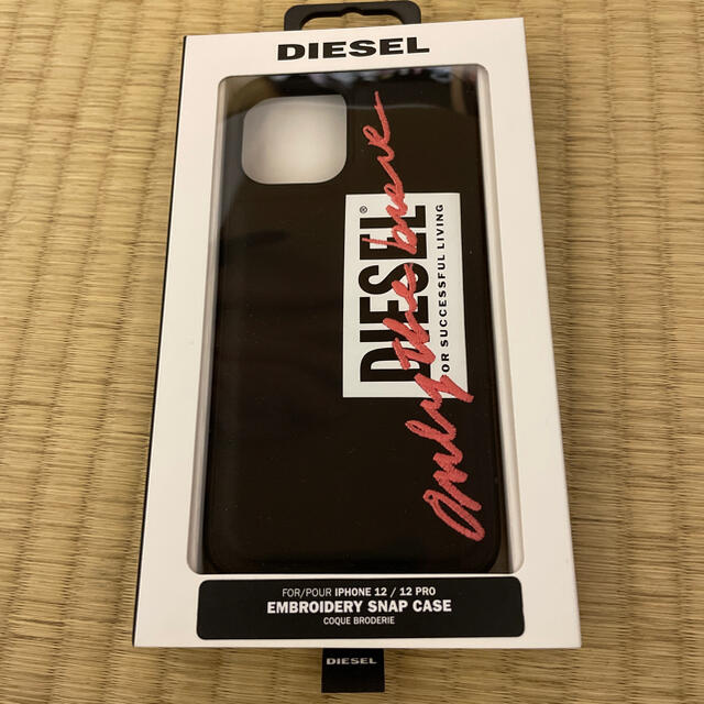 DIESEL(ディーゼル)のdiesel iPhone12/12proスマホケース スマホ/家電/カメラのスマホアクセサリー(iPhoneケース)の商品写真