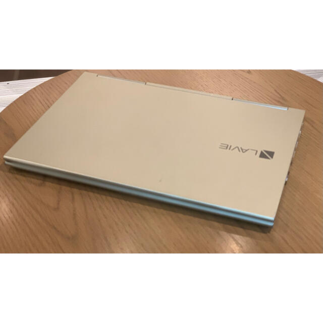 NEC HZ750(i7 7500U/メモリ8GB/SSD512GB) 831g