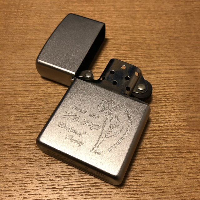 ZIPPO(ジッポー)のビンテージ zippo WINDY ウィンディ ジッポー メンズのファッション小物(タバコグッズ)の商品写真