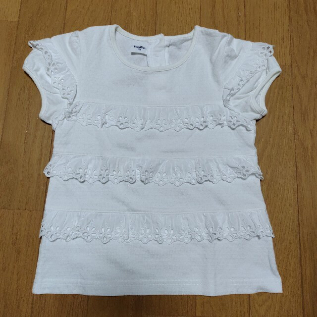 familiar(ファミリア)のfamiliar　Tシャツ　白　120　美品 キッズ/ベビー/マタニティのキッズ服女の子用(90cm~)(Tシャツ/カットソー)の商品写真