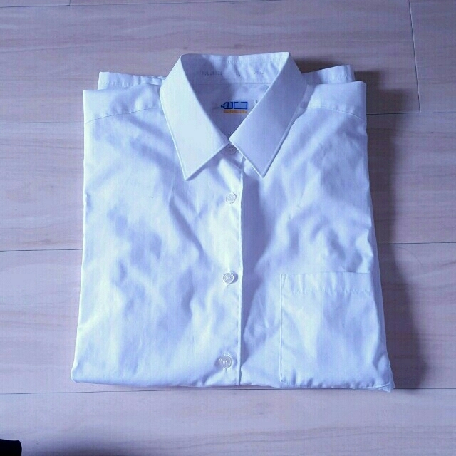 ホワイト＊エコシャツ レディースのトップス(シャツ/ブラウス(長袖/七分))の商品写真