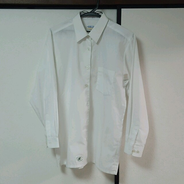 ホワイト＊エコシャツ レディースのトップス(シャツ/ブラウス(長袖/七分))の商品写真