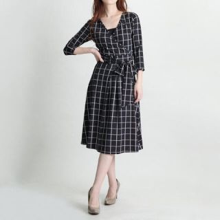 新品✨タグ付き♪定価9680円　美シルエットワンピース　M 大特価‼️(その他)