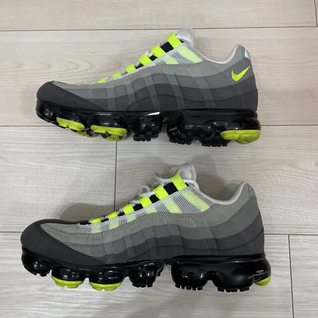 NIKE AirVaporMax 95 ネオン　ナイキ エアヴェイパーマックス