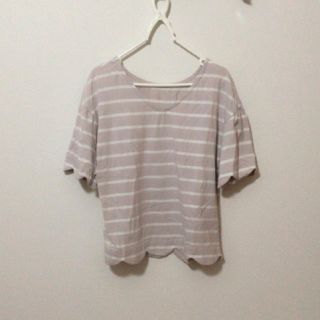 ダブルクローゼット(w closet)のスカラップTシャツ(Tシャツ(半袖/袖なし))