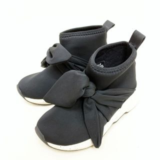 ザラキッズ(ZARA KIDS)の【17.5cm】リボン付きダンボールニット ミッドカットスニーカー(スニーカー)