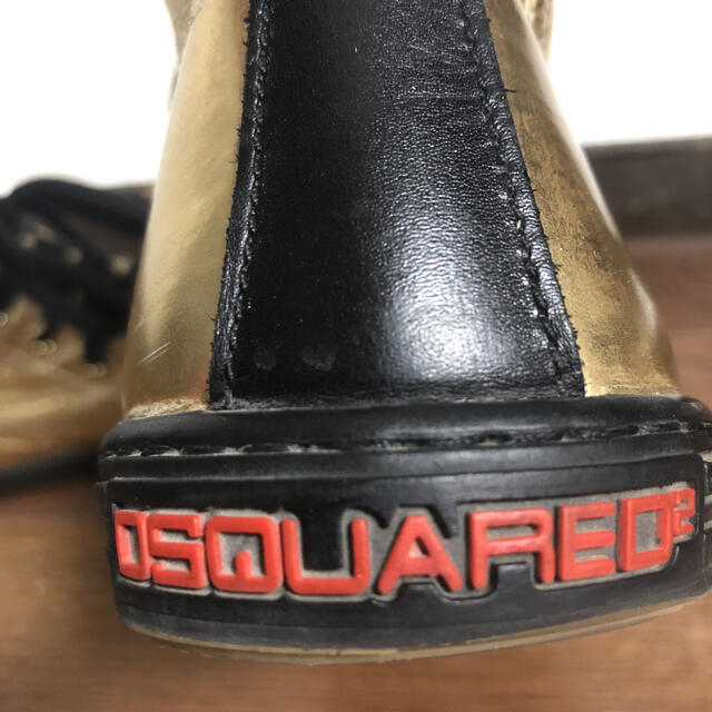 DSQUARED2(ディースクエアード)の★USED★ DSQUARED2 　スニーカー    サイズ40 メンズの靴/シューズ(スニーカー)の商品写真