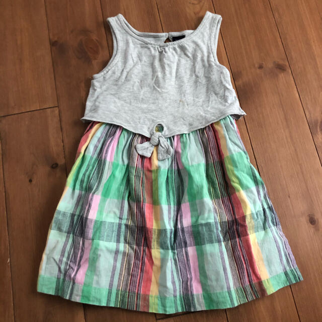 babyGAP(ベビーギャップ)のワンピース105 キッズ/ベビー/マタニティのキッズ服女の子用(90cm~)(ワンピース)の商品写真