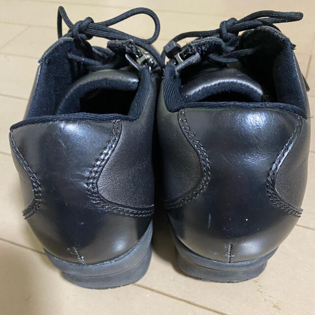 MIZUNO(ミズノ)のMIZUNO  スニーカー　24cm ナイロン　ブラック　ひも靴　チャック　 レディースの靴/シューズ(スニーカー)の商品写真