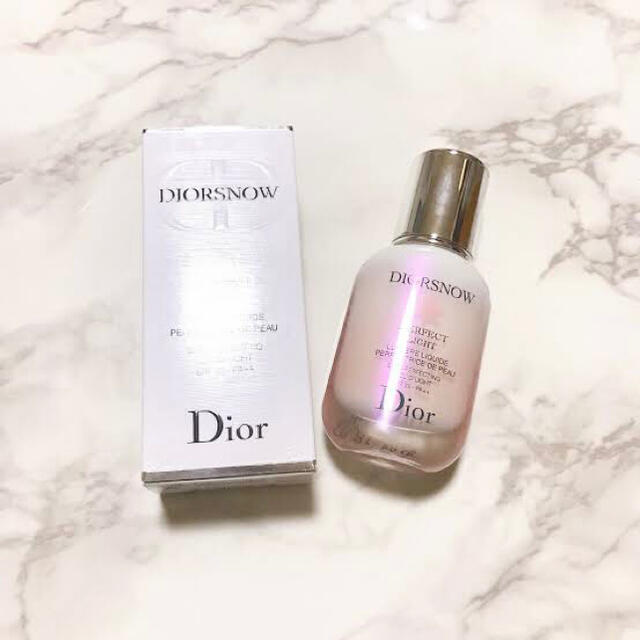 Dior(ディオール)のDior スノー パーフェクト ライト コスメ/美容のベースメイク/化粧品(化粧下地)の商品写真