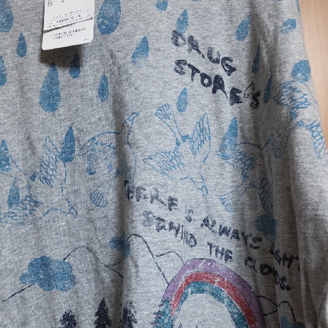 drug store's(ドラッグストアーズ)の値下げ【新品】drugstore's Tシャツ裾切り替え レディースのトップス(Tシャツ(半袖/袖なし))の商品写真