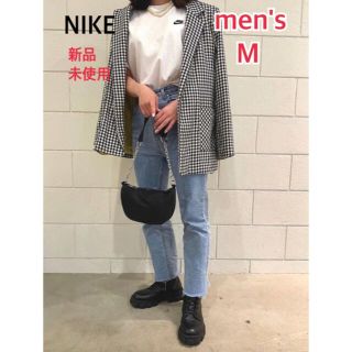 ナイキ(NIKE)の【新品】 メンズM NIKE 送料込み ワンポイント ロゴ 刺繍 白 ホワイト(Tシャツ(半袖/袖なし))