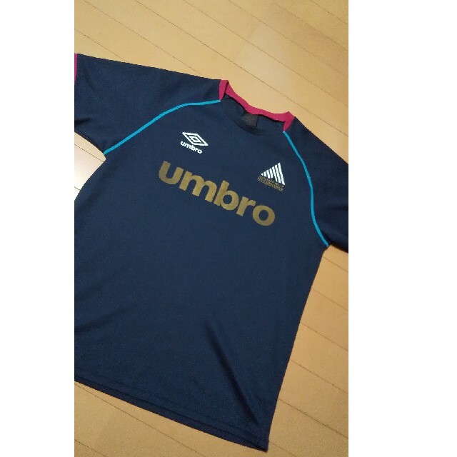 UMBRO(アンブロ)のUMBRO アンブロ 半袖 Tシャツ スポーツウェア XL 大きいサイズサッカー メンズのトップス(Tシャツ/カットソー(半袖/袖なし))の商品写真