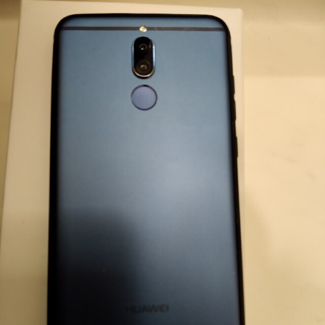 HUAWEI(ファーウェイ)の美品エトピリカ様専用HUAWEI Mate 10lite🚩本日発売最終日 スマホ/家電/カメラのスマートフォン/携帯電話(スマートフォン本体)の商品写真