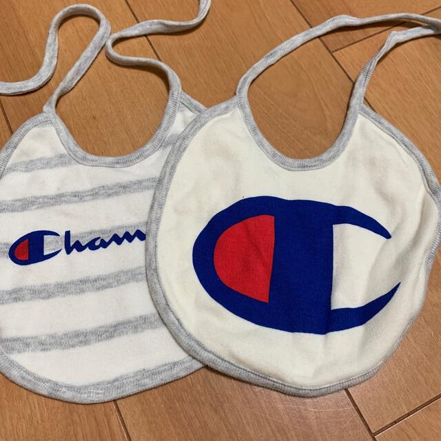 Champion(チャンピオン)のスタイ キッズ/ベビー/マタニティのこども用ファッション小物(ベビースタイ/よだれかけ)の商品写真