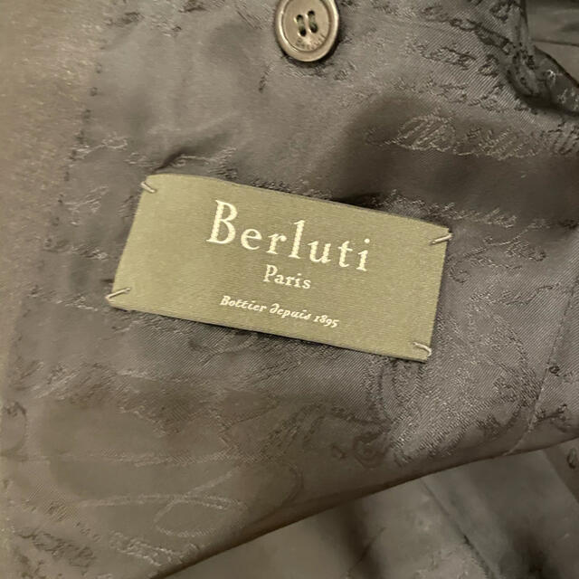お得正規店 Berluti 定番ウールスーツ チャコールの通販 by nsymhjm's shop|ベルルッティならラクマ - オマケ付ほぼ未使用 ベルルッティ 2022夏季