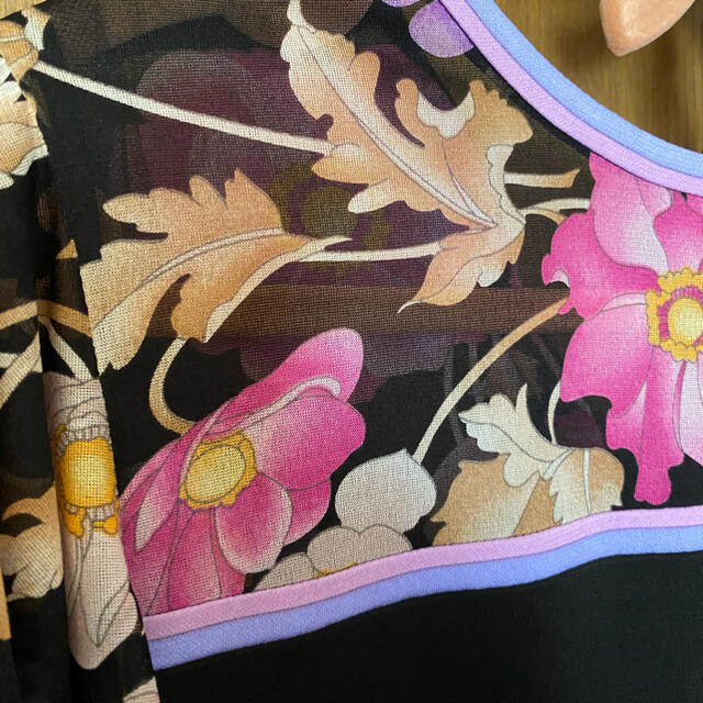 お決まりの品です。レオナール ワンピース 2020春夏 42 お決まりの品です。レオナール ワンピース 2020春夏 42