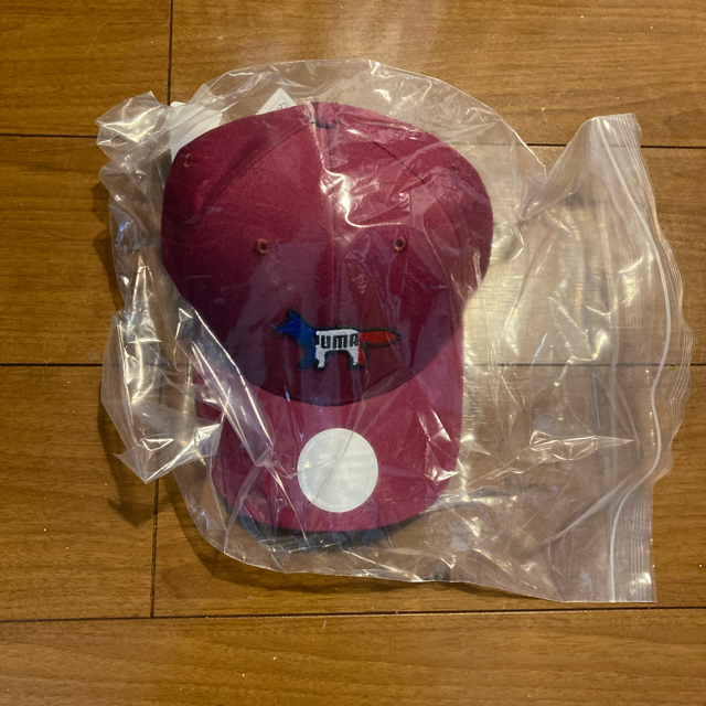 MAISON KITSUNE'(メゾンキツネ)の【新品】PUMA×MAISON KITSUNE キャップ メンズの帽子(キャップ)の商品写真