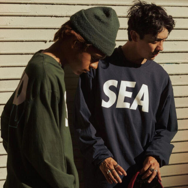 SEA(シー)のwind and sea long L/S t-shirts navy Lサイズ メンズのトップス(Tシャツ/カットソー(七分/長袖))の商品写真