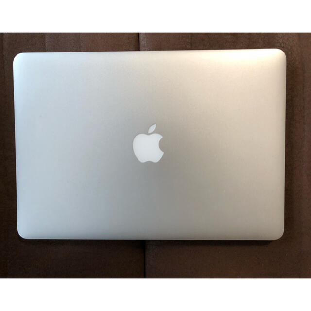 Apple(アップル)のMacBook air 2017 13inch スマホ/家電/カメラのPC/タブレット(ノートPC)の商品写真