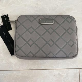 マークバイマークジェイコブス(MARC BY MARC JACOBS)の未使用タグ付き☆マークジェイコブス(ポーチ)