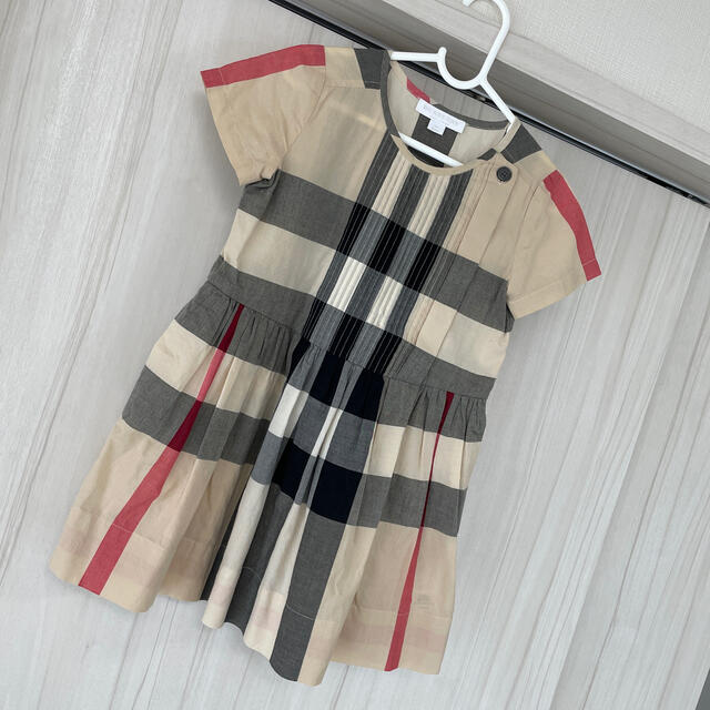 BURBERRY(バーバリー)のBurberry Children バーバリーチルドレン　ワンピース　4Y キッズ/ベビー/マタニティのキッズ服女の子用(90cm~)(ワンピース)の商品写真