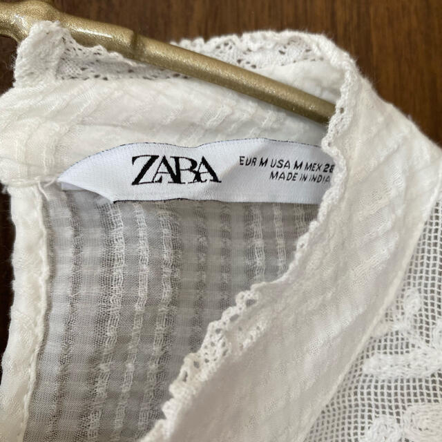 ZARA(ザラ)のaru様　zara レース  コットン　ブラウス レディースのトップス(シャツ/ブラウス(長袖/七分))の商品写真