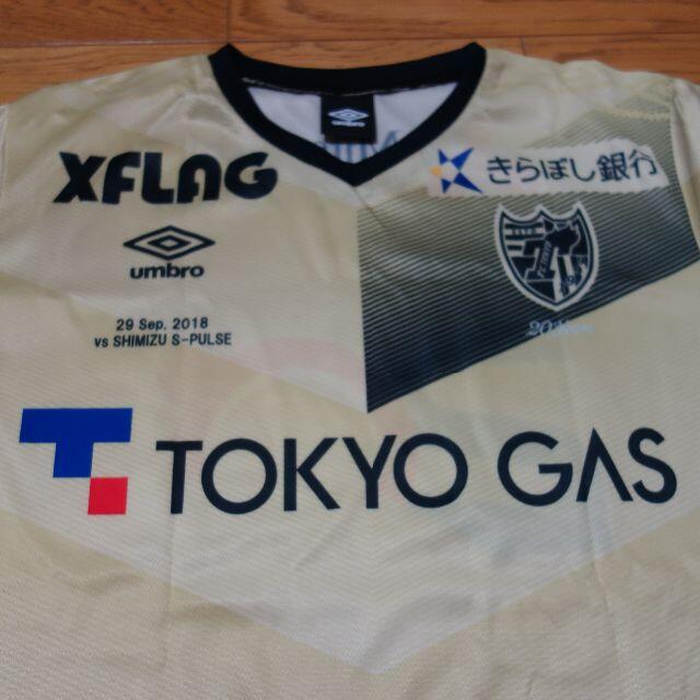 FC東京　20周年記念ユニフォーム型Tシャツ スポーツ/アウトドアのサッカー/フットサル(ウェア)の商品写真