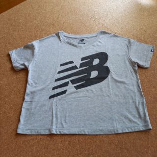 ニューバランス(New Balance)の「未使用」new balance　Tシャツ　Ｍサイズ　グレー(トレーニング用品)