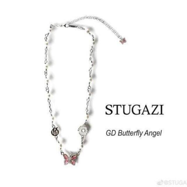 PEACEMINUSONE(ピースマイナスワン)のSTUGAZI GD ANGEL NECKLACE G-DRAGON ジヨン着用 メンズのアクセサリー(ネックレス)の商品写真