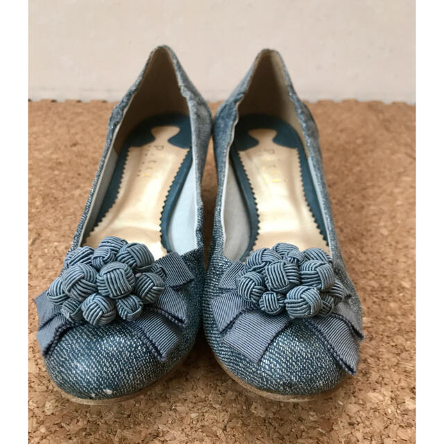 Pitti(ピッティ)のpitti  花ビジュー　パンプス　23cm レディースの靴/シューズ(ハイヒール/パンプス)の商品写真