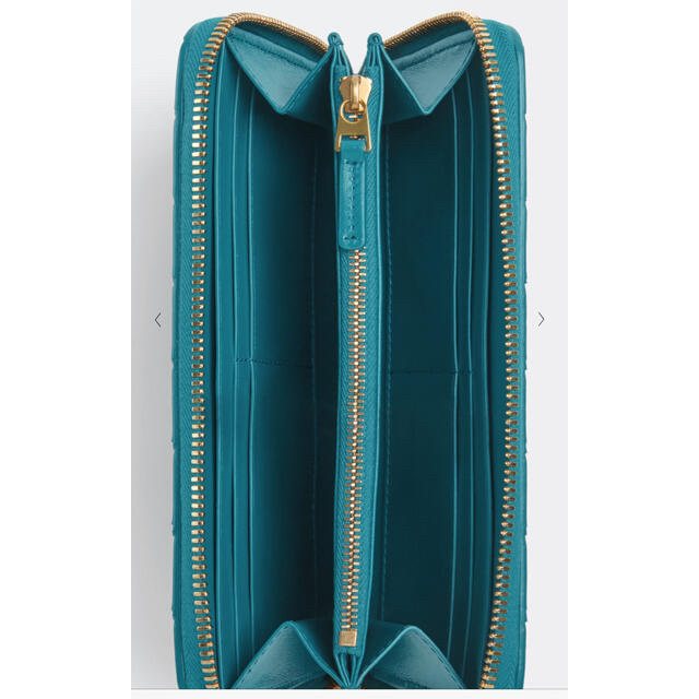 Bottega Veneta(ボッテガヴェネタ)の新品未使用‼️ボッテガラウンドウォレット　レア色 レディースのファッション小物(財布)の商品写真