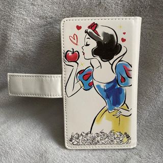 ディズニー 手帳型 スマホケースの通販 300点以上 Disneyのスマホ 家電 カメラを買うならラクマ