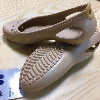 クロックス crocs kadee gold w4 20cm(サンダル)