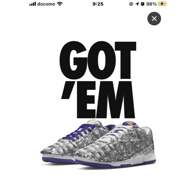 NIKE(ナイキ)のNIKE WMNS DUNK LOW "MADE YOU LOOK" メンズの靴/シューズ(スニーカー)の商品写真