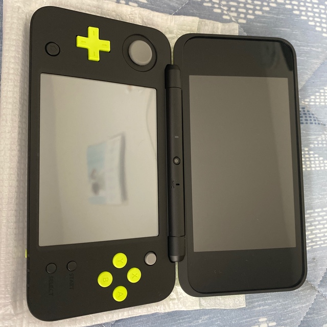 Nintendo ゲーム機本体 NEW ニンテンドー 2DS LL ブラック/ラ