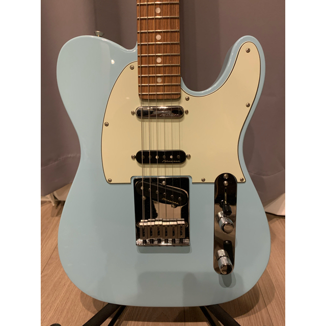 Fender(フェンダー)のFender Deluxe NASHVILLE TELE Daphne Blue 楽器のギター(エレキギター)の商品写真