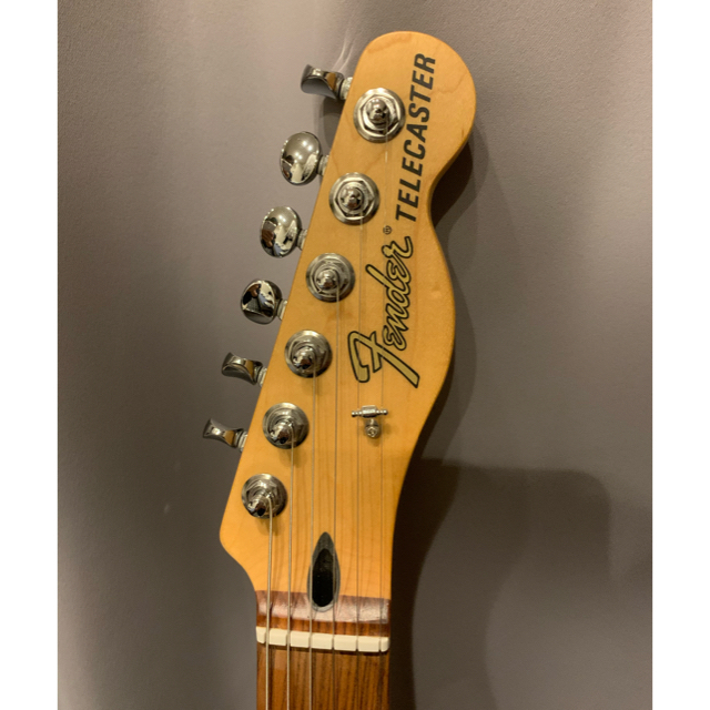 Fender(フェンダー)のFender Deluxe NASHVILLE TELE Daphne Blue 楽器のギター(エレキギター)の商品写真